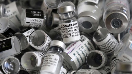 Đức dự kiến buộc phải thải loại 3 triệu liều vaccine COVID-19