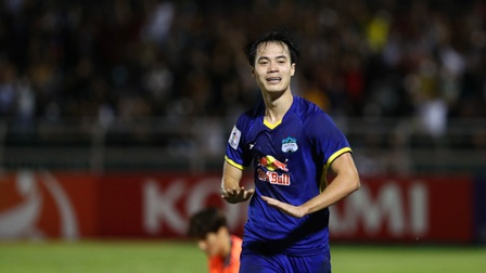 Bóng đá Việt Nam vượt mặt Trung Quốc trên bảng xếp hạng châu Á