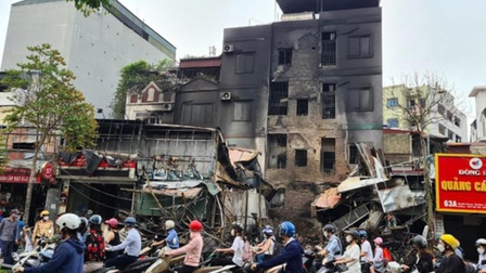 Hà Nội: Không có thiệt hại về người trong vụ cháy nhiều ki ốt ở đường Nguyễn Hoàng