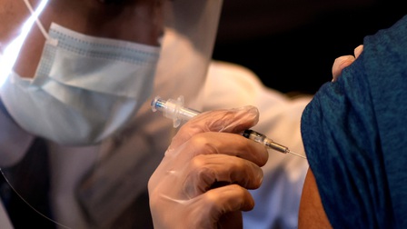 Liều vaccine thứ 4 hiệu quả cao hơn gấp 3 lần so với phác đồ 3 mũi