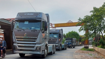 Tai nạn rình rập vì xe tải né trạm thu phí trên Quốc lộ 1A đoạn qua Quảng Trị