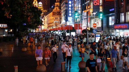 Thượng Hải (Trung Quốc) dỡ bỏ các biện pháp phòng dịch, nối lại hoạt động sản xuất, kinh doanh bình thường