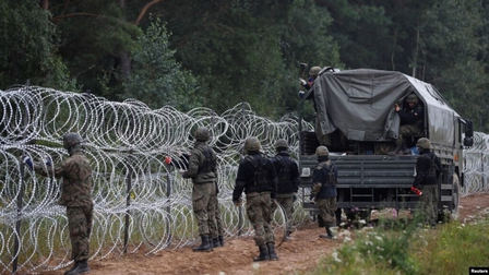 Ba Lan chấm dứt tình trạng khẩn cấp dọc biên giới với Belarus