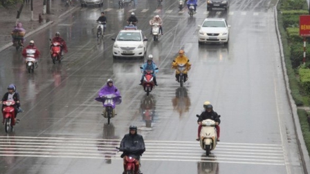 Thời tiết hôm nay: Bắc Bộ và Thanh Hóa có mưa rào và dông rải rác