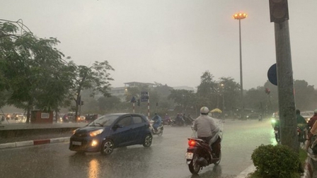 Thời tiết hôm nay: Hà Nội có khả năng có mưa lớn