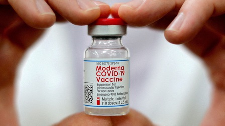 Vaccine ngừa COVID-19 đã cứu mạng gần 20 triệu người trong năm đầu tiên