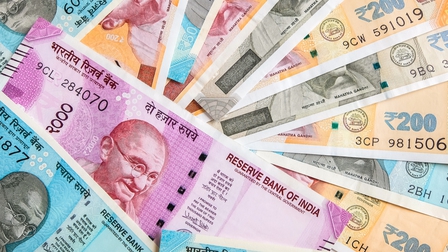 Ấn Độ: Đồng rupee mất giá kỷ lục so với đồng dollar Mỹ