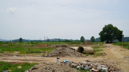 Bắc Ninh: Nghịch lý đất có sổ đỏ nhưng không được xây dựng, người dân chờ đợi hàng thập kỷ không có nhà ở