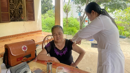 Giải pháp nào đảm bảo tiến độ tiêm vaccine Covid-19 ở miền núi Sơn La?