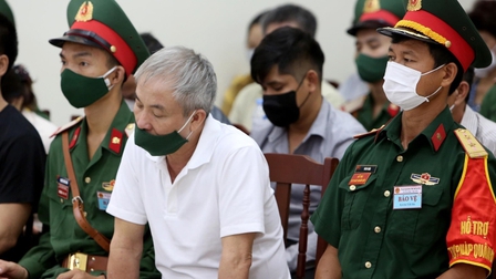 Hai cựu tướng cảnh sát biển bị đề nghị mức án 15-17 năm tù
