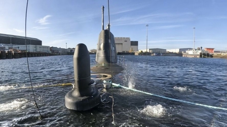 Australia đào tạo thủy thủ tàu ngầm hạt nhân tại Anh