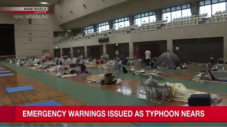 Nhật Bản hối thúc gần 2 triệu người sơ tán để ứng phó với siêu bão Nanmadol