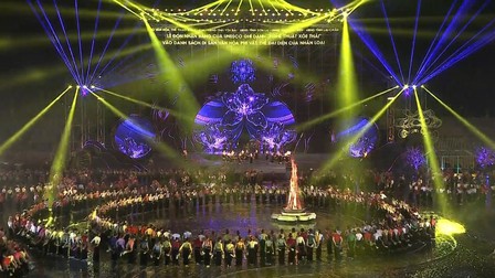 Yên Bái đón nhận bằng của UNESCO ghi danh 'Nghệ thuật xòe Thái'
