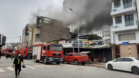 Gia đình nạn nhân vụ cháy karaoke nói không được hỗ trợ, chính quyền lên tiếng