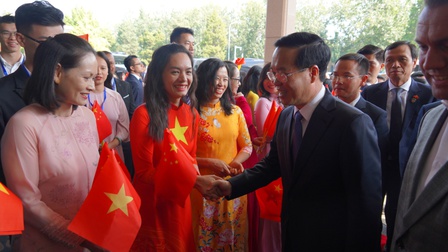 Chủ tịch nước đến Bắc Kinh tham dự Diễn đàn cấp cao "Vành đai và Con đường"
