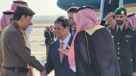 Thủ tướng Phạm Minh Chính đến Thủ đô Riyadh của Vương quốc Saudi Arabia