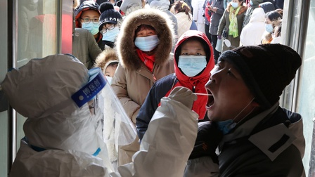 Bắc Kinh khảo sát kháng thể Covid-19 trong huyết thanh của người dân