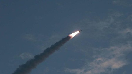 Triều Tiên tiếp tục phóng tên lửa đạn đạo