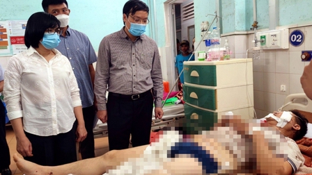 Hỗ trợ các gia đình nạn nhân trong vụ xe giường nằm tông vào nhà dân ở Gia Lai