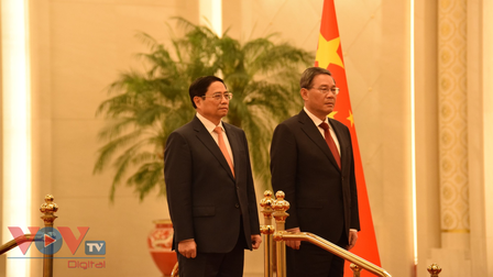 Thủ tướng Lý Cường chủ trì Lễ đón Thủ tướng Phạm Minh Chính thăm chính thức Trung Quốc