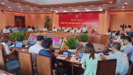 TP Hà Nội họp báo 6 tháng đầu năm: Vụ 3 công an bắn dê của dân sẽ xử nghiêm và không có vùng cấm