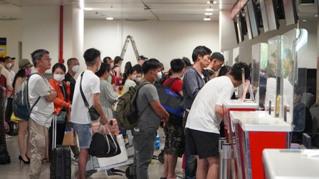 Sân bay Tân Sơn Nhất dự kiến đón 24 triệu lượt khách trong cao điểm hè