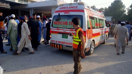 Hơn 200 người thương vong trong vụ đánh bom tự sát tại Pakistan