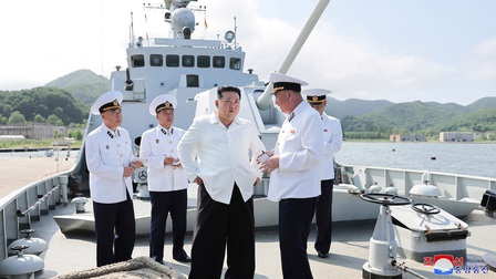 Lãnh đạo Triều Tiên thị sát hoạt động của hải quân