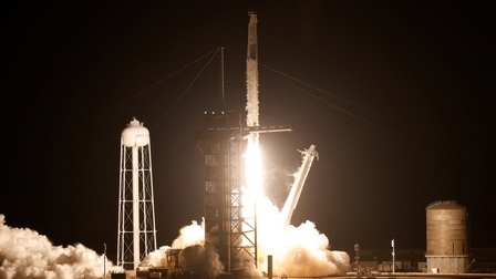 Tàu vũ trụ của SpaceX đưa phi hành đoàn thứ 7 lên ISS