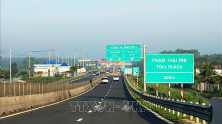 Đề xuất đầu tư cao tốc từ TP.HCM đi Mỹ Thuận giai đoạn 2 theo hình thức PPP