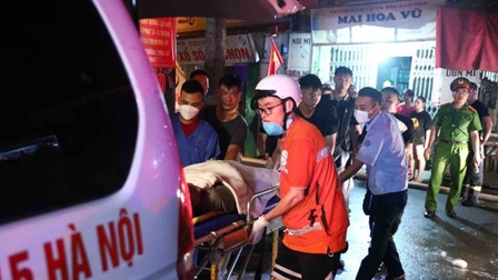 Thủ tướng chỉ đạo khẩn trương khắc phục hậu quả vụ cháy chung cư mini ở Hà Nội
