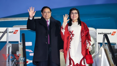 Thủ tướng Phạm Minh Chính đến Thụy Sỹ bắt đầu các hoạt động tại Hội nghị WEF Davos