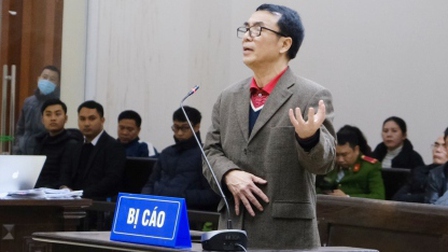 Bị cáo Trần Hùng: 'Hàng chục năm công tác không đối tượng nào mua chuộc được tôi'