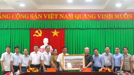 Tổng Giám đốc Đài Tiếng Việt Nam Đỗ Tiến Sỹ thăm, làm việc với tỉnh Sóc Trăng