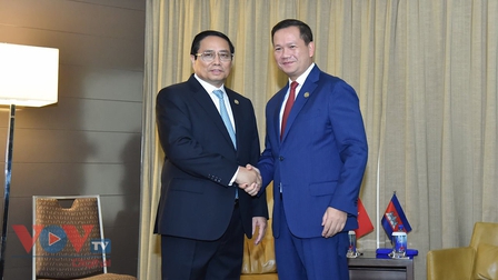 Thủ tướng Chính phủ Phạm Minh Chính gặp Thủ tướng Campuchia Hun Manet