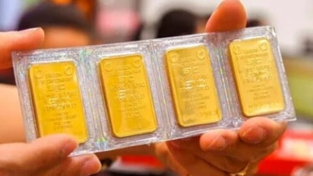 NHNN chỉ bán được 3.400 lượng vàng trong phiên đấu thầu: Chưa đủ để bình ổn giá