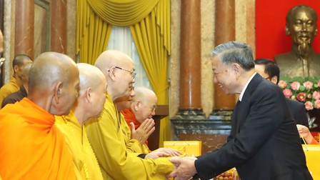 Chủ tịch nước Tô Lâm gặp mặt đại biểu lãnh đạo chức sắc, các tổ chức tôn giáo