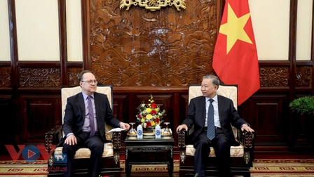 Chủ tịch nước Tô Lâm tiếp Đại sứ Liên bang Nga tại Việt Nam