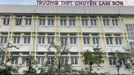 Một thí sinh thi chuyên Lam Sơn phúc khảo từ 1 lên 9 điểm