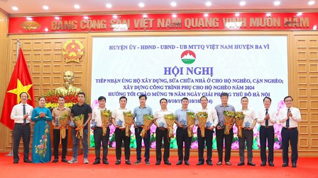 Người nghèo tại huyện Ba Vì được hỗ trợ cơ ngơi mới