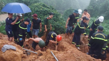 Vụ sạt lở ở Hà Giang: 9 người tử vong, tích cực tìm kiếm người mất tích