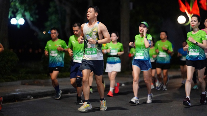 Runner bị ung thư máu phá kỉ lục cá nhân full marathon tại VPIM 2024