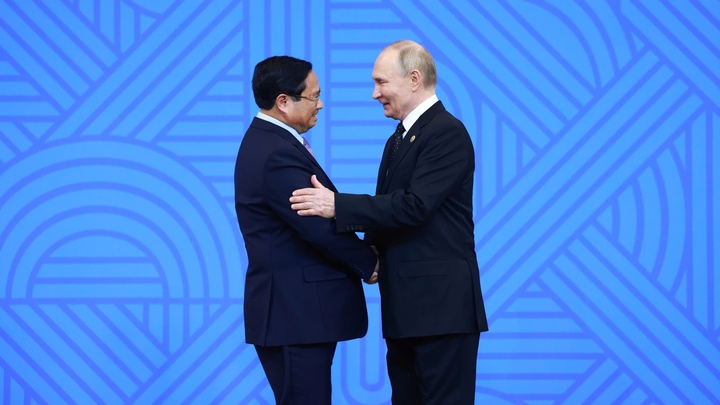 Tổng thống Nga Vladimir Putin chủ trì lễ đón và chiêu đãi trọng thể lãnh đạo các nước, tổ chức quốc thế tham dự Hội nghị BRICS và BRICS+