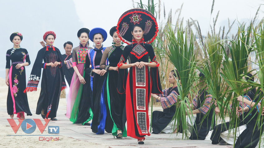 Độc đáo Festival áo dài Quảng Ninh 2020: Về miền di sản