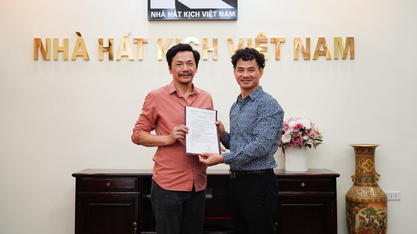 NSND Trung Anh chia tay Nhà hát Kịch Việt Nam sau hơn 40 năm gắn bó