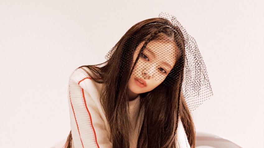 Jennie (BLACKPINK) khoe sắc kiêu kỳ trong loạt thiết kế Coco Neige