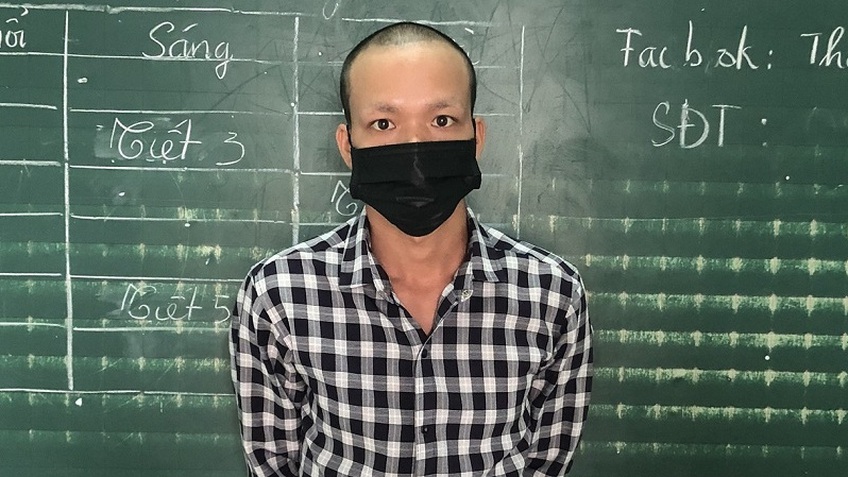 Bình Thuận: Bắt giam kẻ hành hung mẹ ruột, chém luôn cả người thi hành công vụ