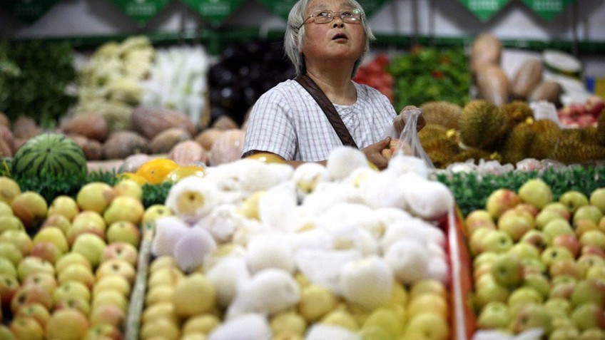 Lạm phát, thực phẩm đắt đỏ làm khó mâm cơm của người châu Á
