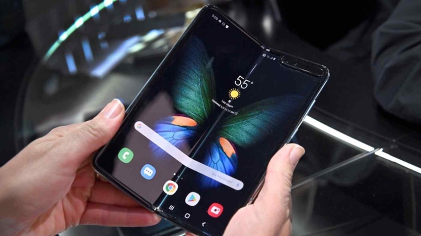 Smartphone gập 2 lần của Samsung sẽ thế nào?