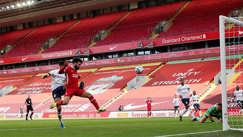 Liverpool 2-1 Aston Villa: The Kop cắt mạch thua sân nhà